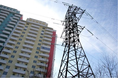 В Комсомольском микрорайоне Краснодара новые электрокабели будут прокладывать и по ночам