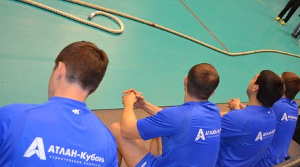 Первый опыт участия в городских соревнованиях по перетягиванию каната