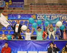 Первый опыт участия в городских соревнованиях по перетягиванию каната